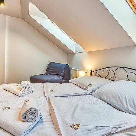 Apartamenty Centrum - Wyszynskiego 9 By Royal Aparts Świeradów-Zdrój Pokoj fotografie
