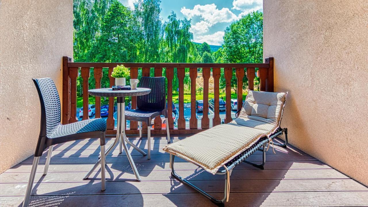 Apartamenty Centrum - Wyszynskiego 9 By Royal Aparts Świeradów-Zdrój Exteriér fotografie