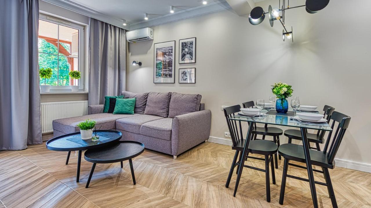Apartamenty Centrum - Wyszynskiego 9 By Royal Aparts Świeradów-Zdrój Exteriér fotografie