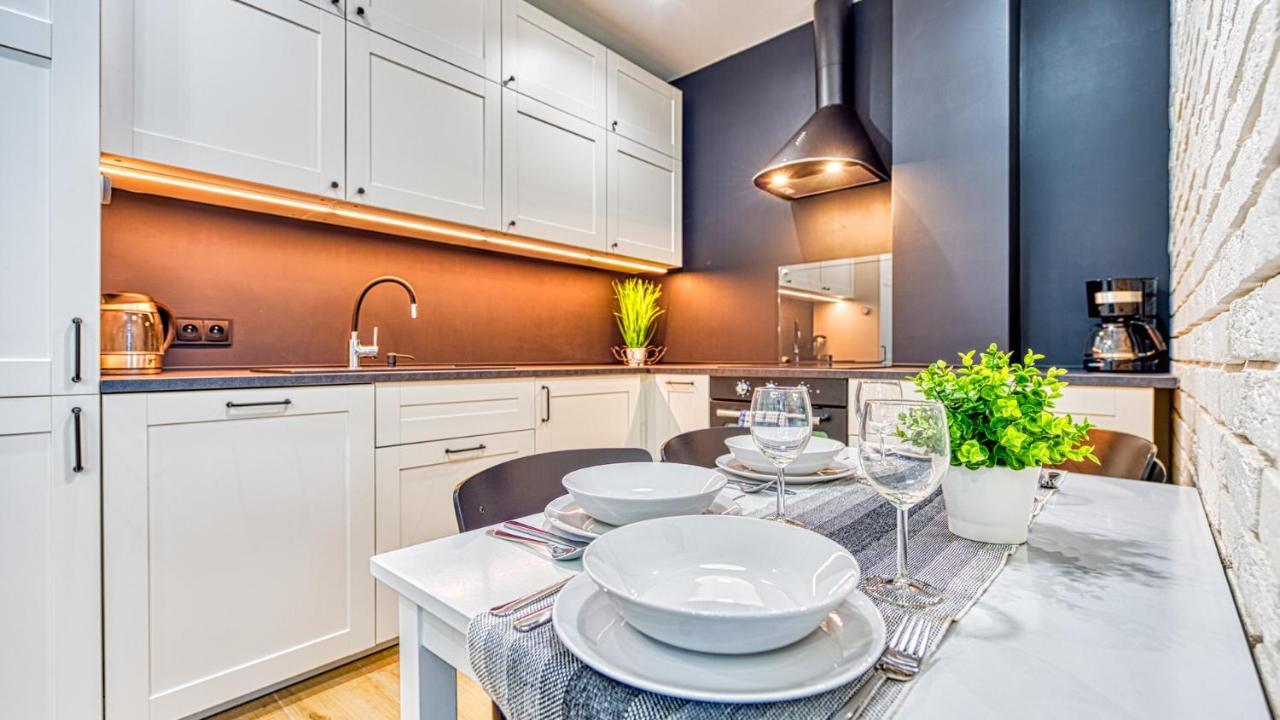 Apartamenty Centrum - Wyszynskiego 9 By Royal Aparts Świeradów-Zdrój Exteriér fotografie