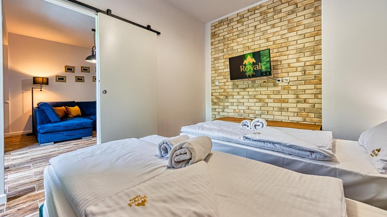 Apartamenty Centrum - Wyszynskiego 9 By Royal Aparts Świeradów-Zdrój Exteriér fotografie