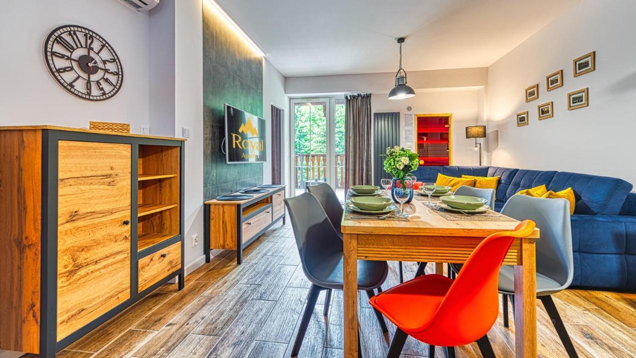 Apartamenty Centrum - Wyszynskiego 9 By Royal Aparts Świeradów-Zdrój Exteriér fotografie